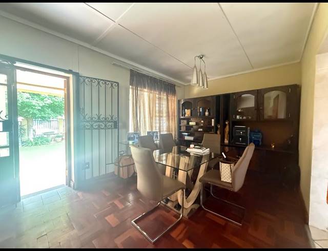 3 BEDROOM PROPERTY TO RENT IN VANDERBIJLPARK SW 5